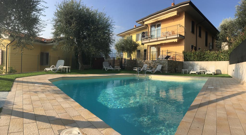 Mary Apartments Brenzone sul Garda Exteriör bild
